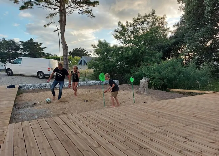 Holiday home Maison De Bord De Jardin Clot - 4-6 Lits