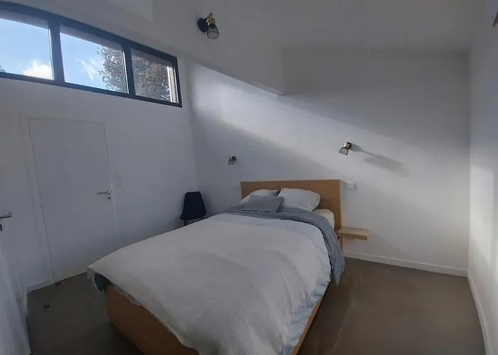 Holiday home Maison De Bord De Jardin Clot - 4-6 Lits