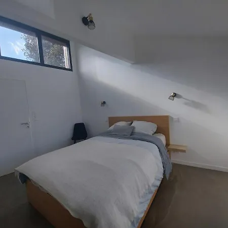 Casa de Férias Maison De Bord De Jardin Clôt - 4-6 Lits